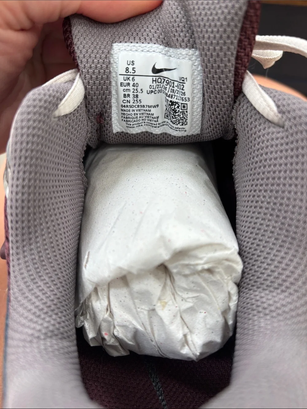 Women’s Nike V5 RNR - Picture 6 of 8